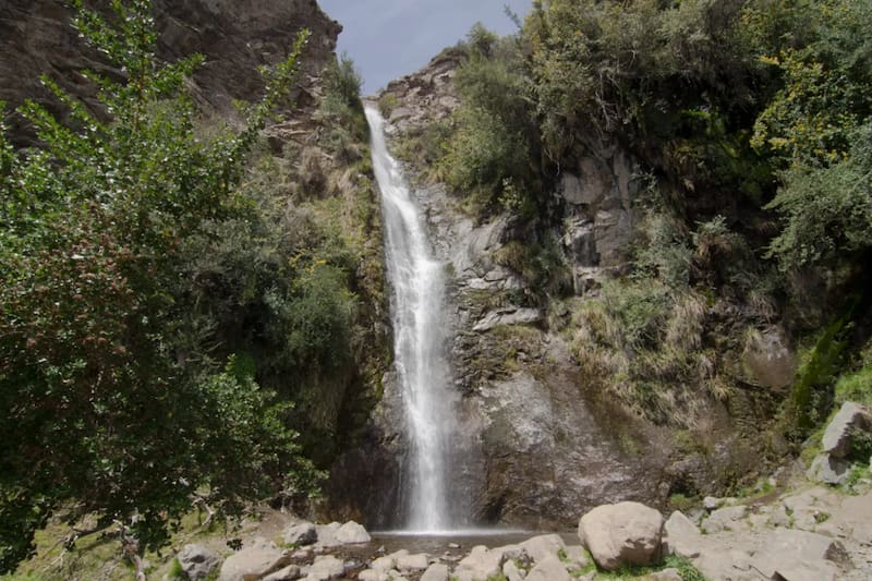Este panorama se ubica en la precordillera de Santiago. Créditos: Asociación Parque Cordillera.