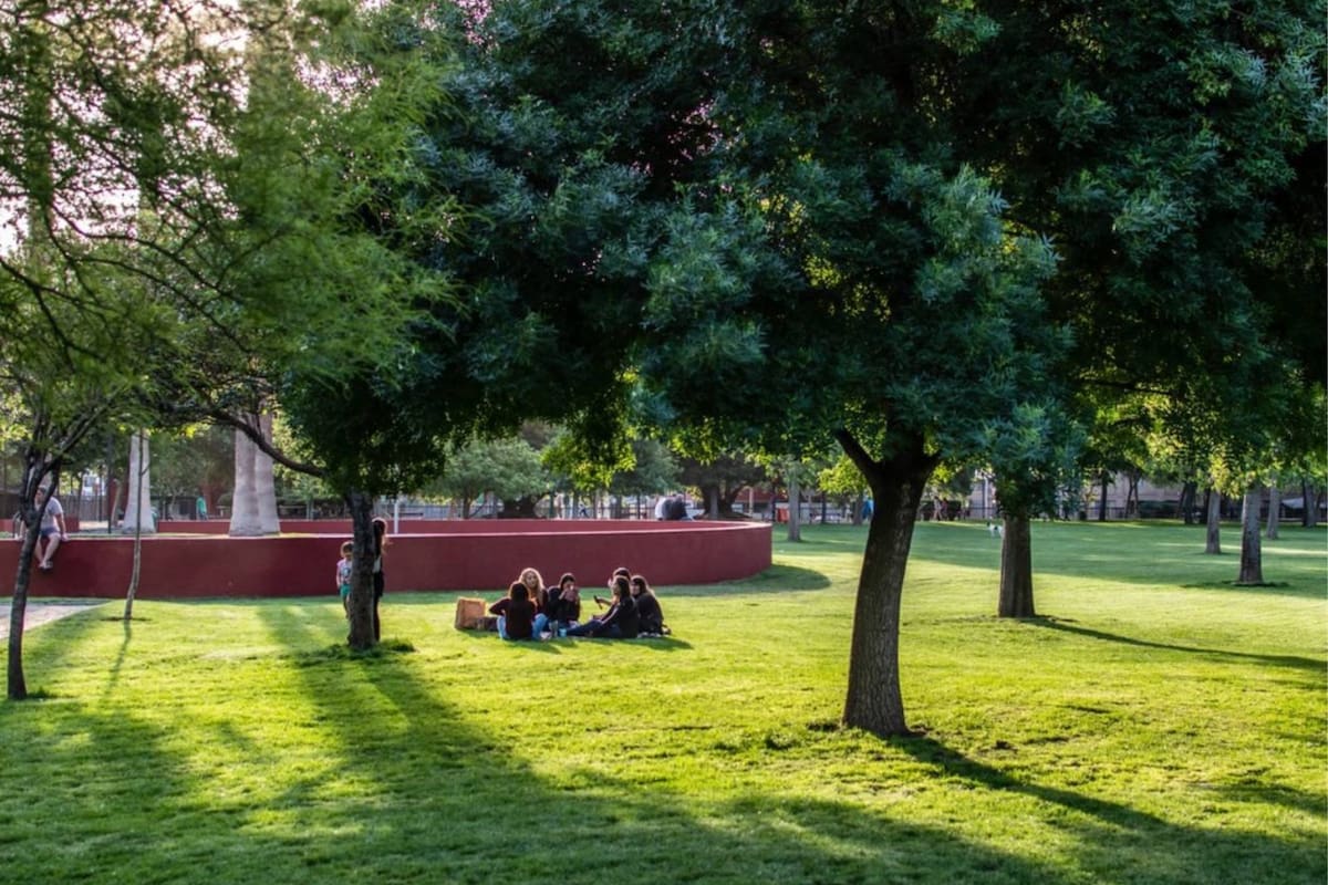 Este es gratuito e ideal para pasear en tardes otoñales. Foto: Parquemetminvu en Instagram.
