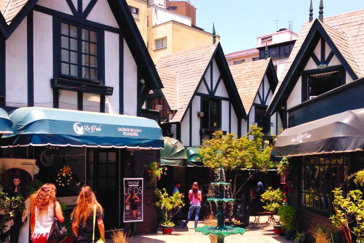 Un pedazo de Europa que se ubica en Providencia, ofreciendo uno de los mejores paisajes del otoño. Foto: Flickr.