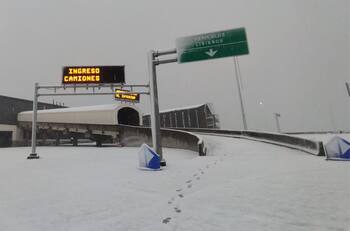 Anuncian cierre del Paso Los Libertadores por nevadas en el sector