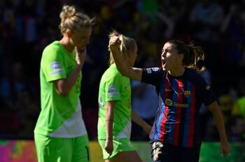 VIDEO | ¡Reacción letal del Barcelona! En dos minutos le empata el partido al Wolfsburgo con golazos de Patri Guijarro