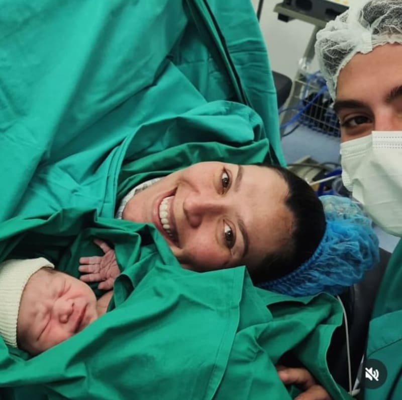 Patricia Pino compartió emotivas postales tras el parto. Créditos: Instagram