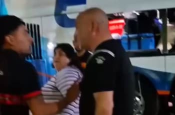 VIDEO | Fuera del estadio: el tenso cruce entre DT de Deportes Concepción y jugador de Rangers