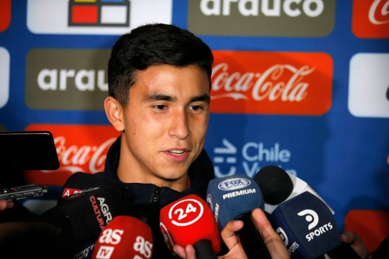 no encuentra club debido a una gran traba.