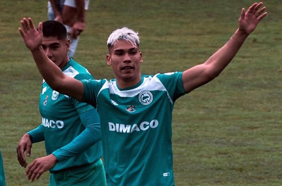Anotó 24 goles en 2025, fue dirigido por Ruben Martínez y sueña con jugar en Colo Colo: “Es mi mayor deseo”