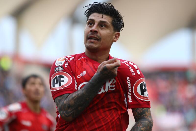 es uno de los máximos goleadores históricos de Ñublense. /Photosport