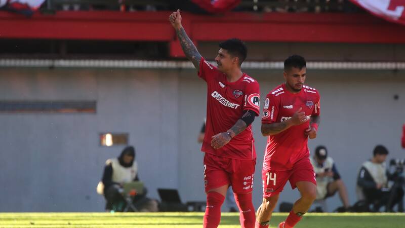 Su víctima favorita: el sorprendente registro goleador de Pato Rubio que amenaza a Colo Colo