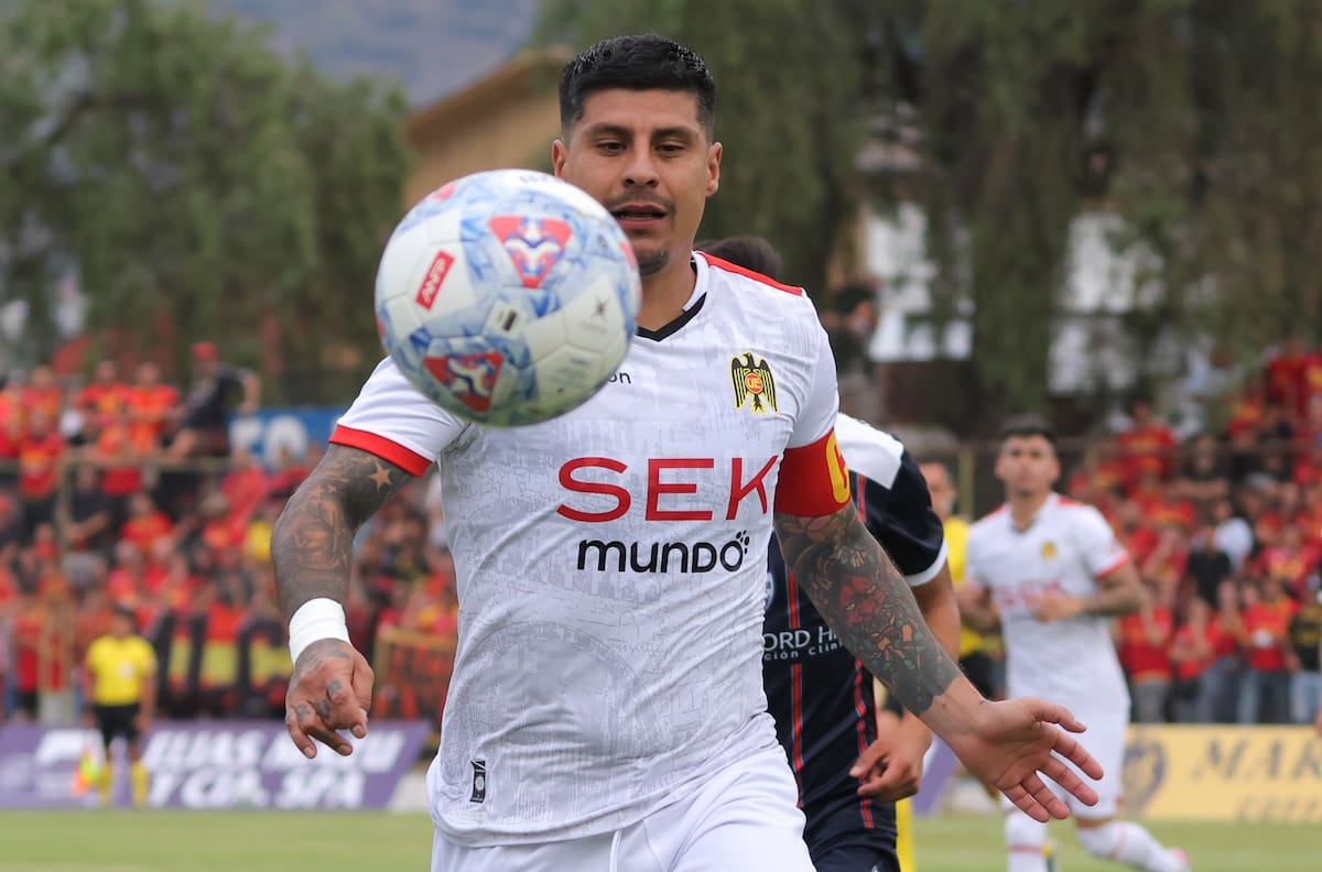 Unión Española vs Cobreloa: A qué hora y dónde ver hoy el partidazo por la Primera B