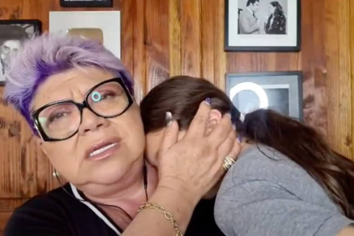 Presentó en "Las Indomables" a su nieta. Créditos: YouTube.