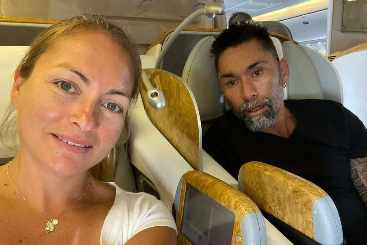 Revisa los detalles de su extraña relación