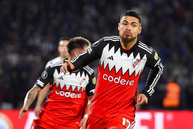 vería amenazada la titularidad en River Plate si es que al club llega Lucas Martínez Quarta.