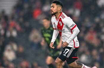 Ex campeón de Copa Libertadores se derrite por Paulo Díaz: “Me gusta más que Pezzella”