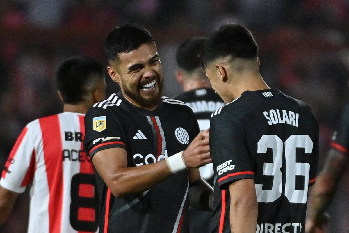 Paulo Díaz celebrando un nuevo gol con River Plate.