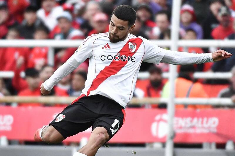 Paulo Díaz será suplente contra Vélez Sarsfield.