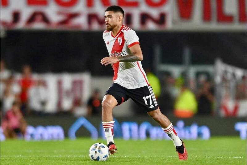 El chileno es un bastión defensivo en River Plate y los hinchas se lo hacen saber. Foto: Instagram Paulo Díaz.