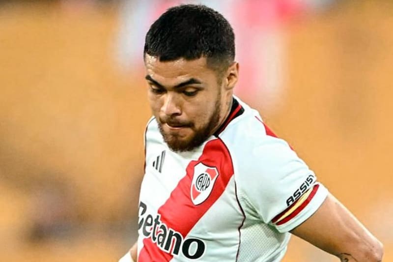 fue titular en la goleada de River Plate ante Instituto. Créditos: Instagram @paulodíaz17.
