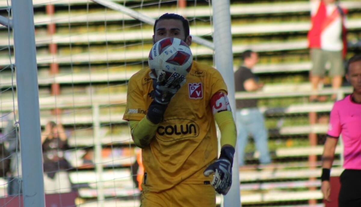 confiesa el duro momento que está viviendo en Deportes Valdivia. Foto: Deportes Valdivia.