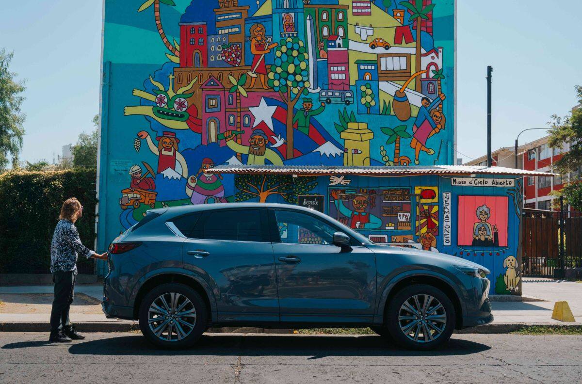 Mazda se asocia al arte y anuncia nuevo embajador de marca