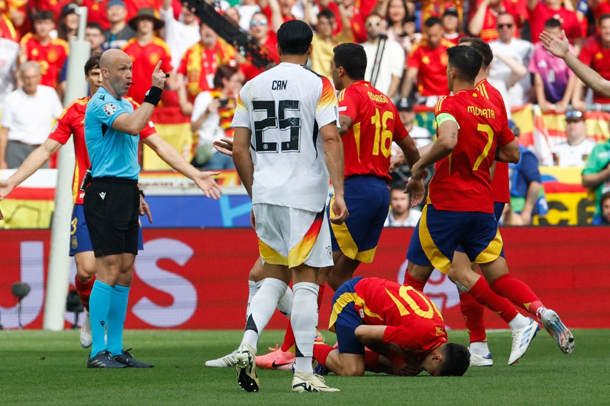 El español se perderá el resto de la copa por una lesión en los cuartos de final. EFE.