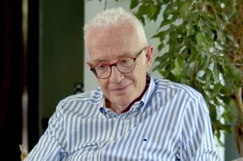 Pedro Carcuro recibió especial regalo en su emocionante  regreso a TVN tras complicado estado de salud