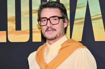 Fanatismo a otro nivel: Famosa Tiktoker norteamericana se tatuó autógrafo de Pedro Pascal