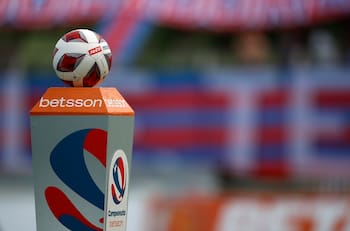 Los 5 equipos del Campeonato Nacional que jugaron esta fecha sin casas de apuestas en sus camisetas