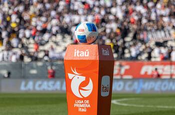 ¿Fin a los descensos? El nuevo formato de torneo que gana fuerza en el fútbol chileno