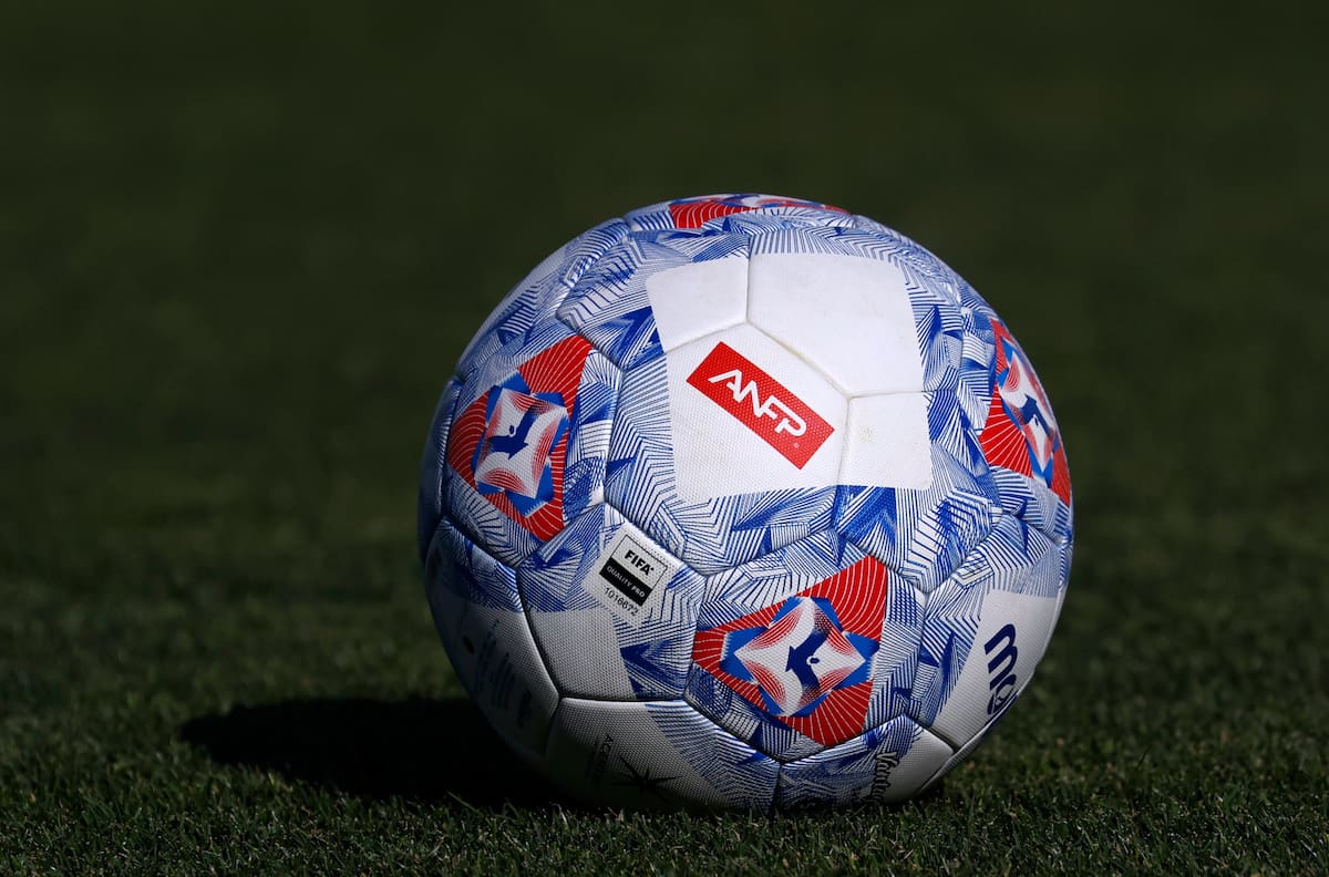 La UC, el plato fuerte: los 5 partidos de la Liga de Primera y Primera B que se juegan hoy sábado 25 de julio