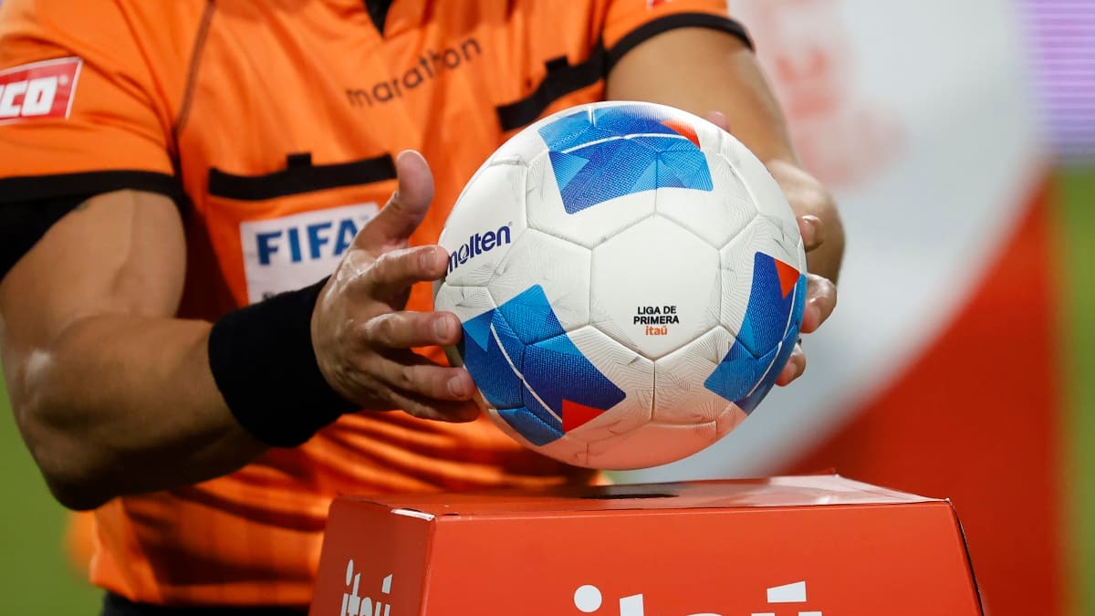 La U dará el puntapié inicial: días y horarios de la primera fecha de la Liga de Primera 2026