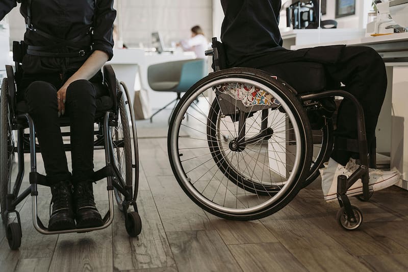 Conoce si ya recibes la Pensión Básica Solidaria de Invalidez. Créditos: Pexels.