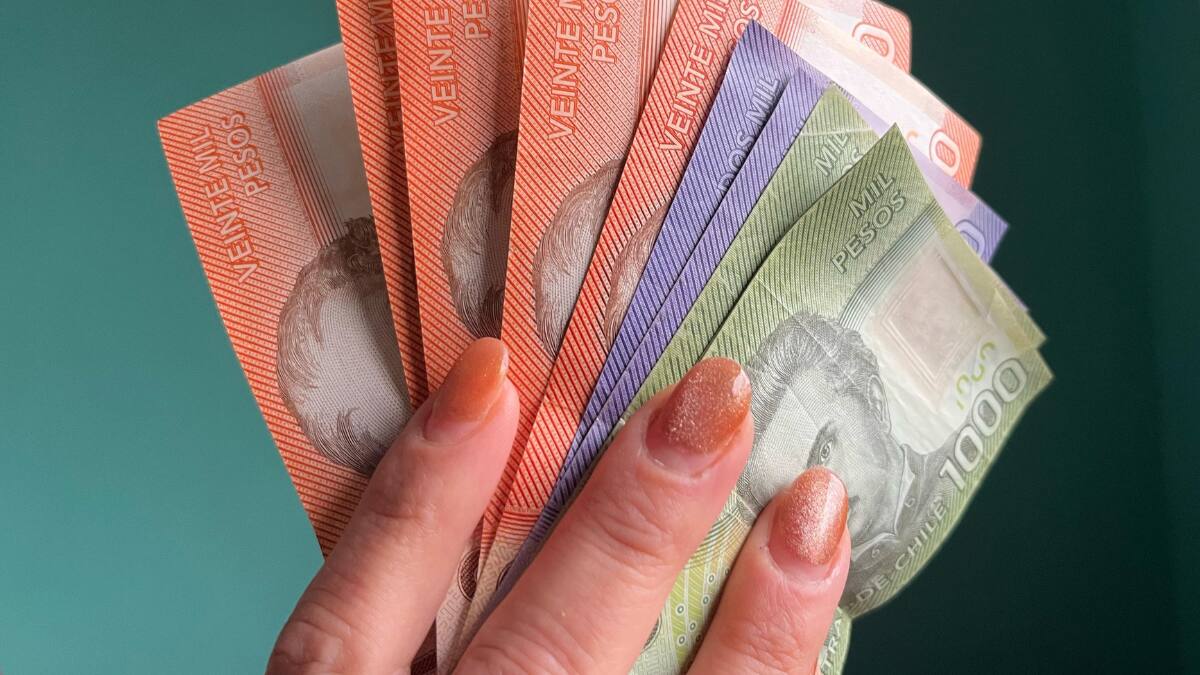 Gobierno de Chile entrega hasta $134.000 a adultos mayores: Así pueden solicitarlo