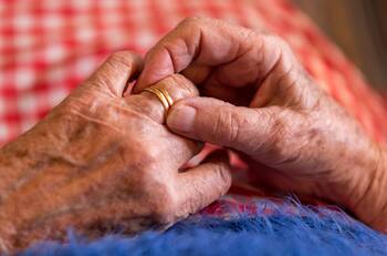 IPS paga hasta $134.000 a los adultos mayores que cumplan CINCO requisitos: conoce los detalles