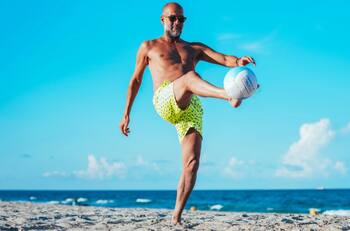 Pep Guardiola se olvida un rato del Mundial de Clubes y sorprende en las playas de Miami