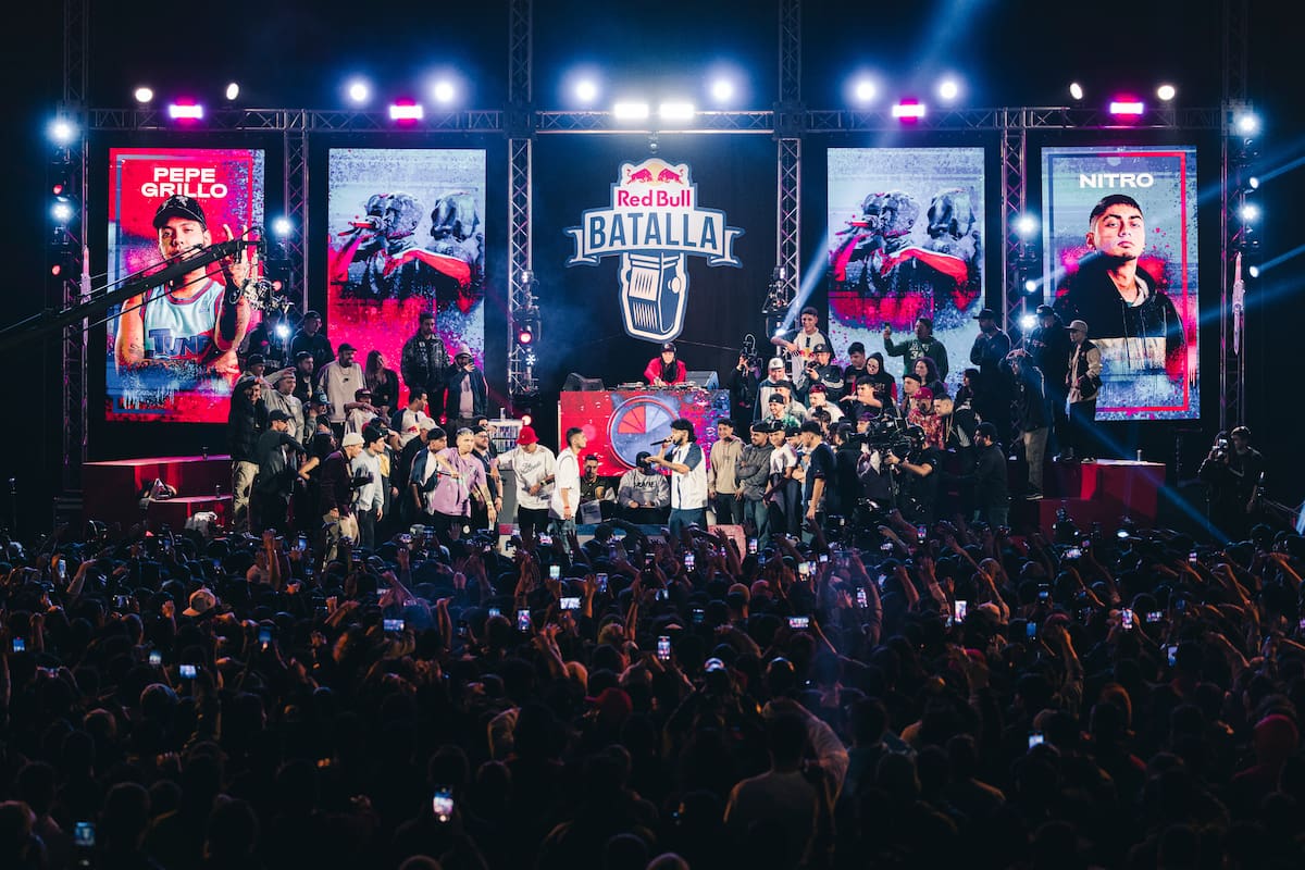 Pepe Grillo and Nitro perform during Red Bull Batalla Chile National Final at Polideportivo de Nunoa, in Santiago, Chile on Oct 1, 2023 // Alfred Jürgen Westermeyer / Red Bull Content Pool // SI202310020094 // Usage for editorial use only //