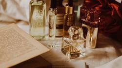 Baratos, intensos y virales: ¿Vale la pena unirse a la fiebre de los perfumes árabes en Chile?