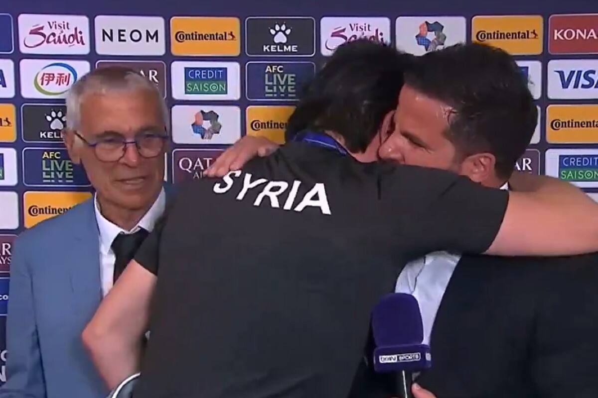 se emociona por la clasificación a los octavos de final de la Copa Asia