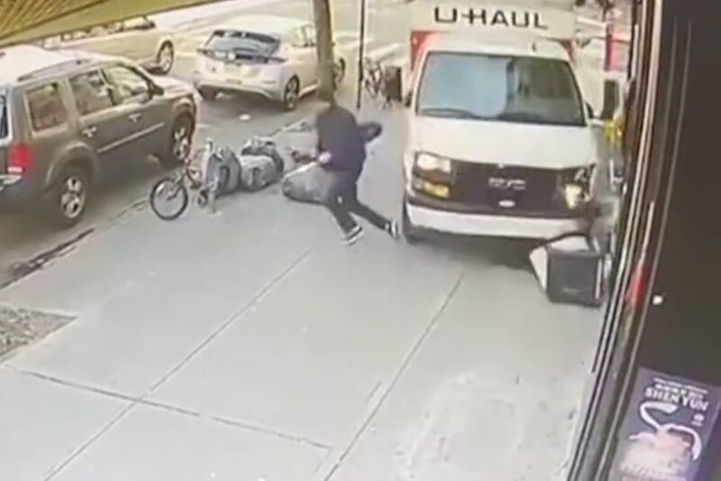 Caótica persecución en Brooklyn. Créditos: Captura Video.