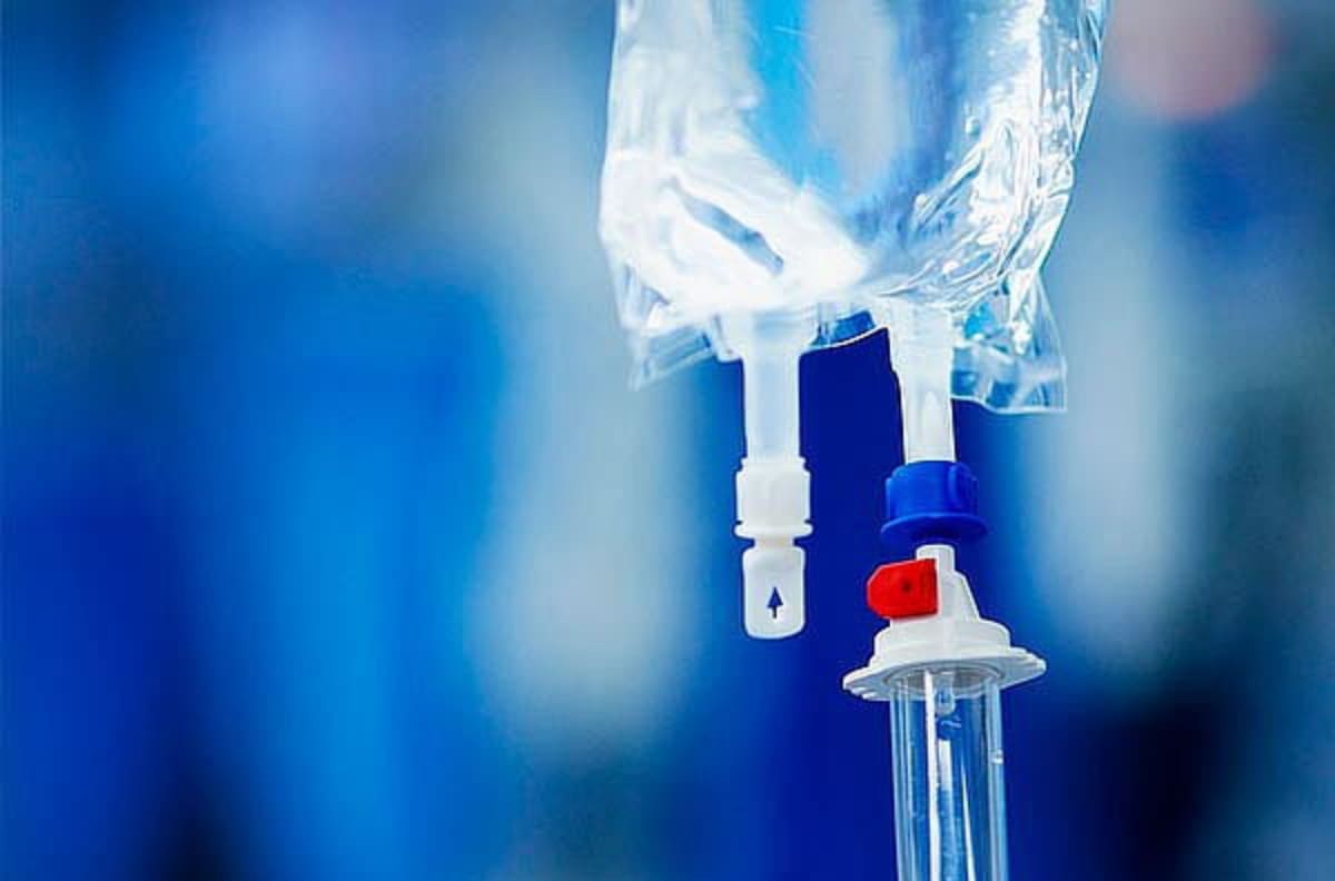 Cierran laboratorio de popular farmacia que opera en Chile en este país de Latinoamérica: producto causó la muerte de cuatro personas