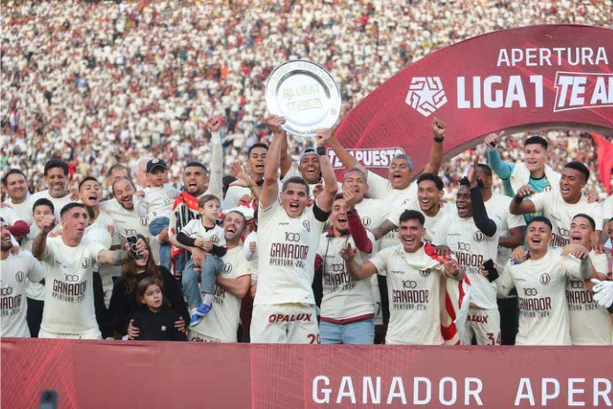 La U limeña se coronó en el Apertura al derrotar por goleada a Los Chankas.