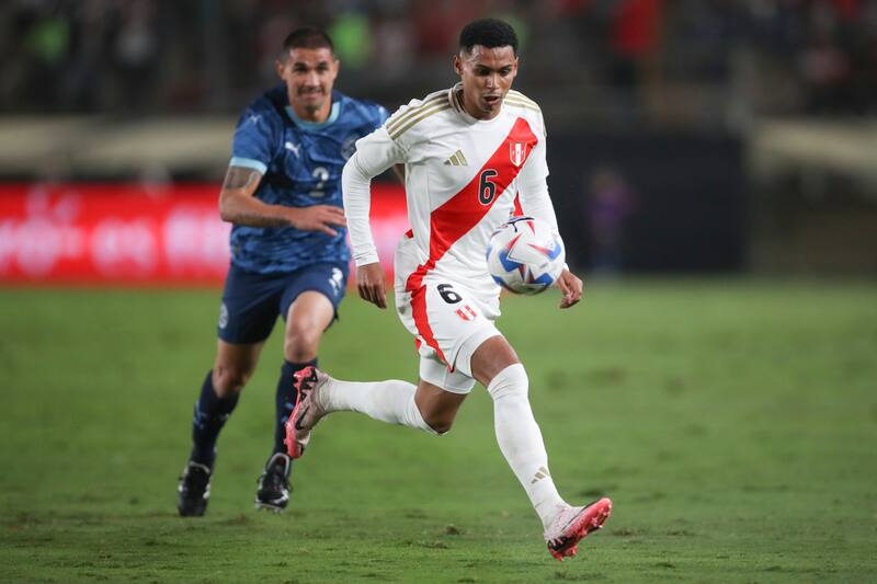 en un amistoso previo a Copa América. EFE
