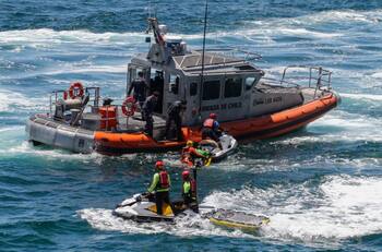 Pescadores extraviados en Lebu fueron encontrados con vida