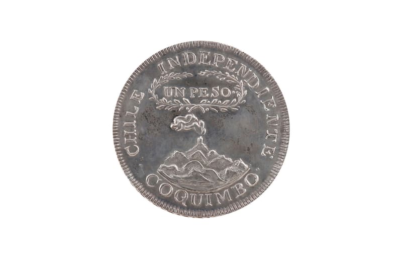 Otra característica única de la moneda es la corona de laurel.
