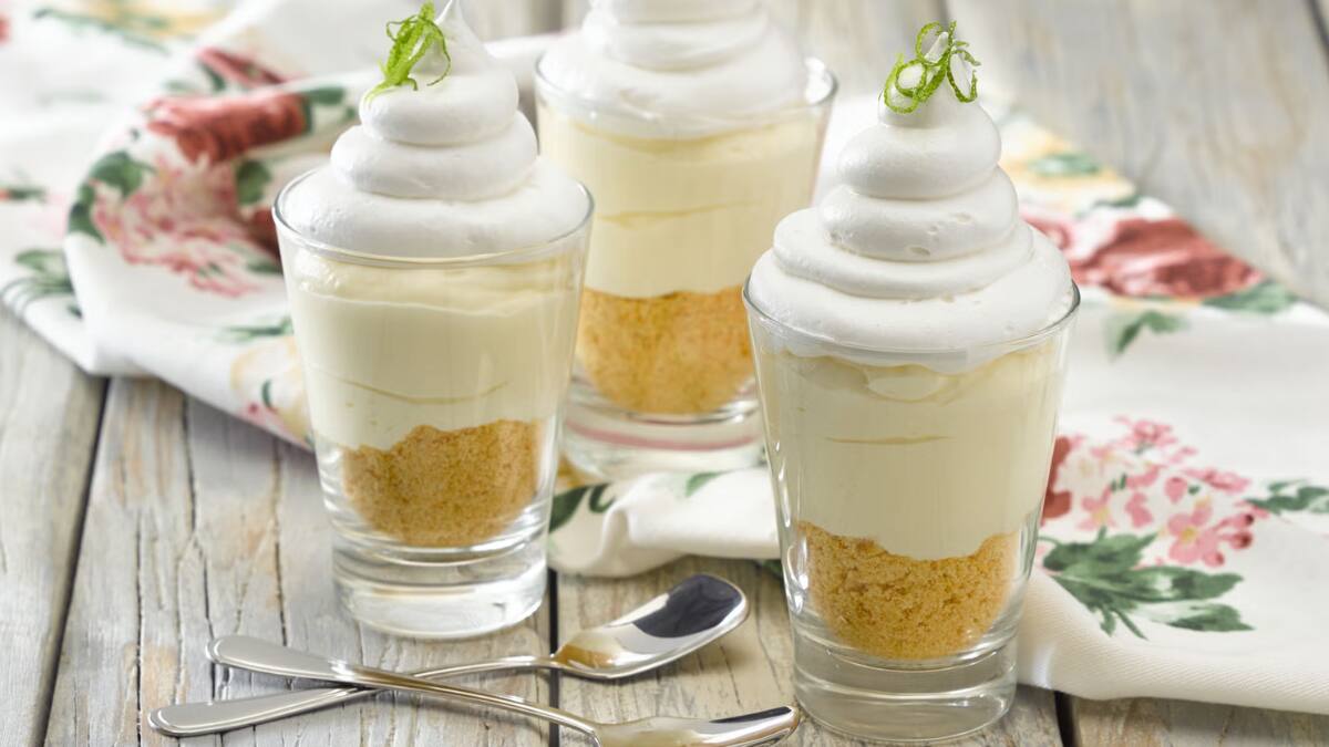 Pie de limón en vaso: Este postre no necesita horno y es ideal para la noche de Navidad o Año Nuevo