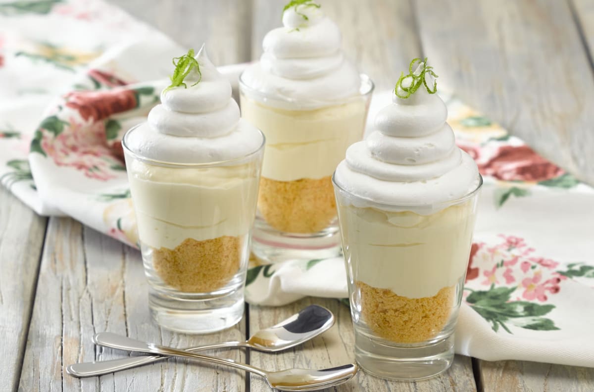 Pie de limón en vaso: Este postre no necesita horno y es ideal para la noche de Navidad o Año Nuevo