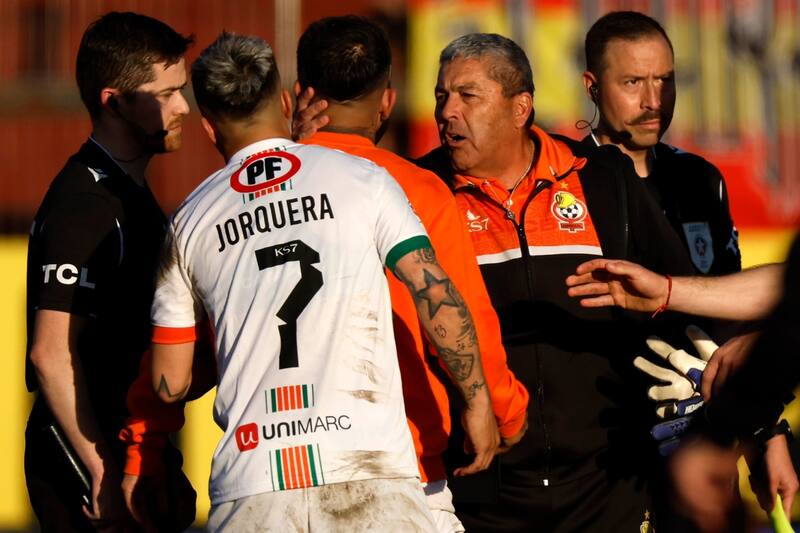 Piero Maza protagoniza una nueva polémica en el Campeonato Nacional. Foto: Agencia Aton