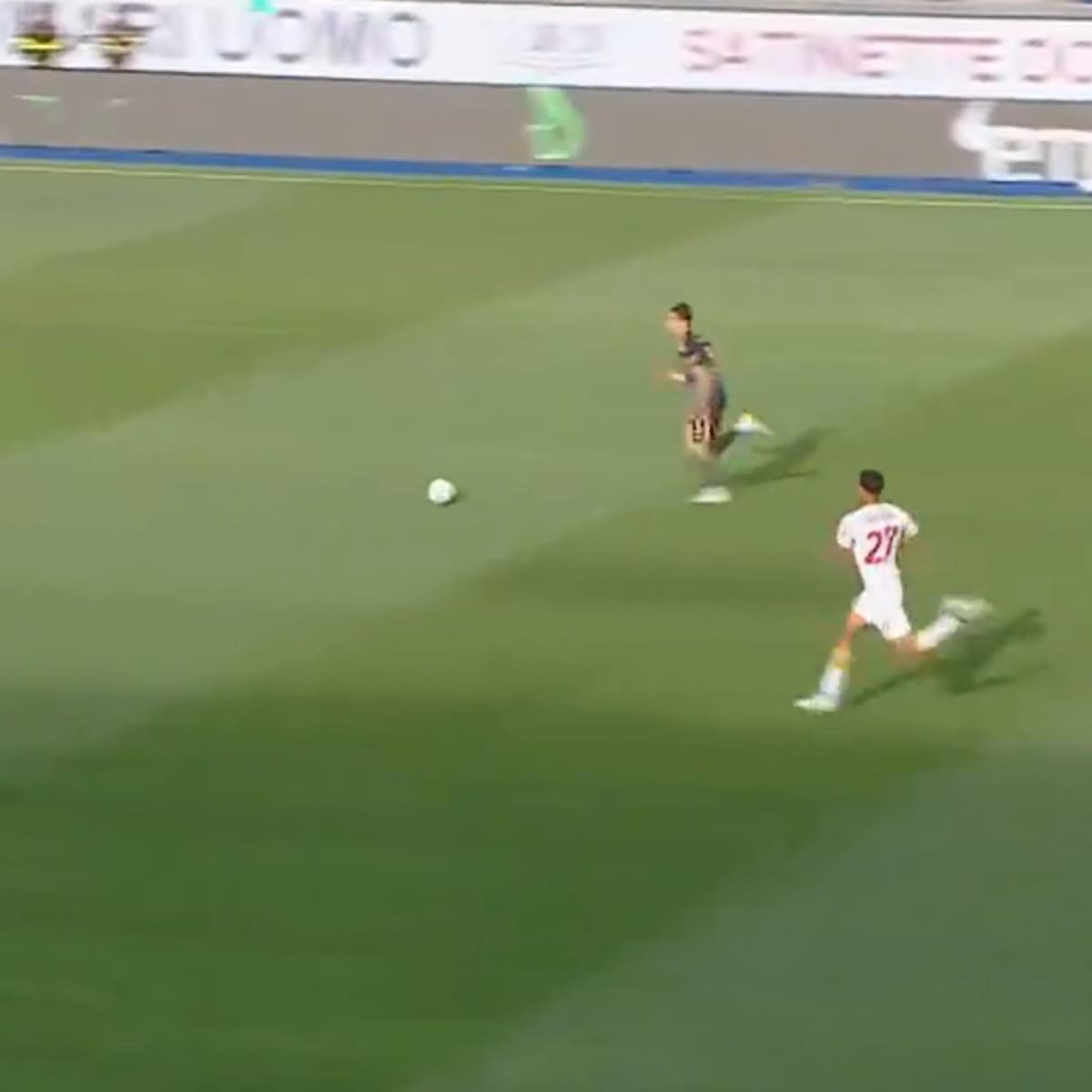 VIDEO | Felipe Loyola armó este jugadón en el Pisa, pero su compañero no anduvo fino: de no creer