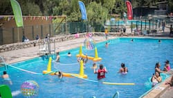 A solo una hora de Santiago: Este balneario es la mejor alternativa para capear el calor del verano