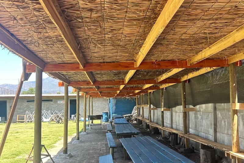 Cuenta con dos piletas, quinchos y estacionamientos.
Créditos: Facebook Piscina Lito Chancon.