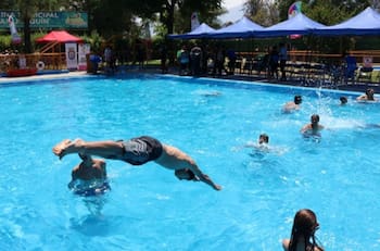 Esta piscina municipal de la Región Metropolitana ya abrió sus puertas: Así puedes conseguir entradas a costo $0