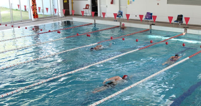 Esta es la piscina temperada de la comuna.